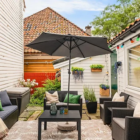 Holiday home Dinbnb I Family Dream In I Playroom I Private Garden Bergen