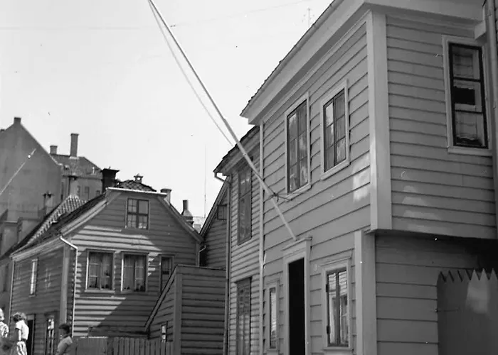 Dinbnb I Family Dream In I Playroom I Private Garden