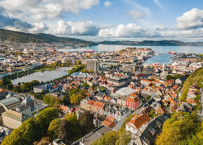 Semesterbostad Dinbnb I Family Dream In I Playroom I Private Garden Bergen